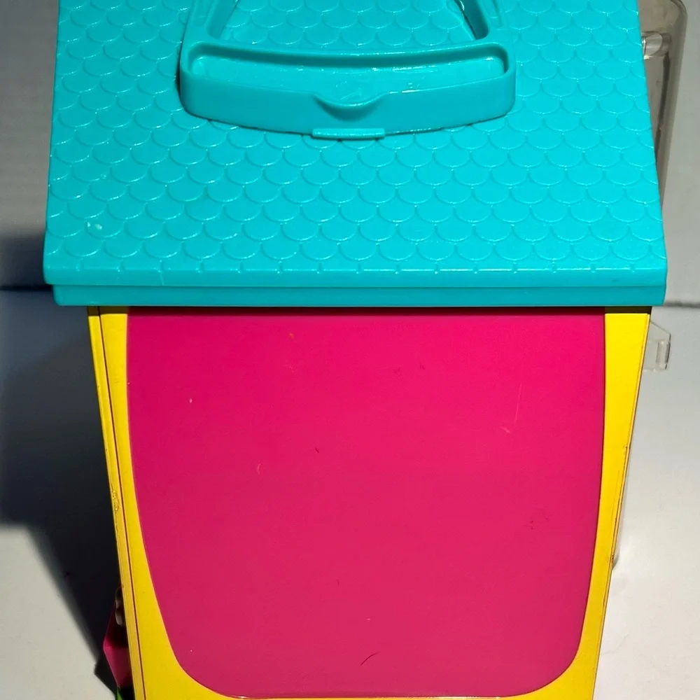 Polly Pocket Magnetic Doll House Elevator Mattel 2002 House Only - Picture 2 of 10